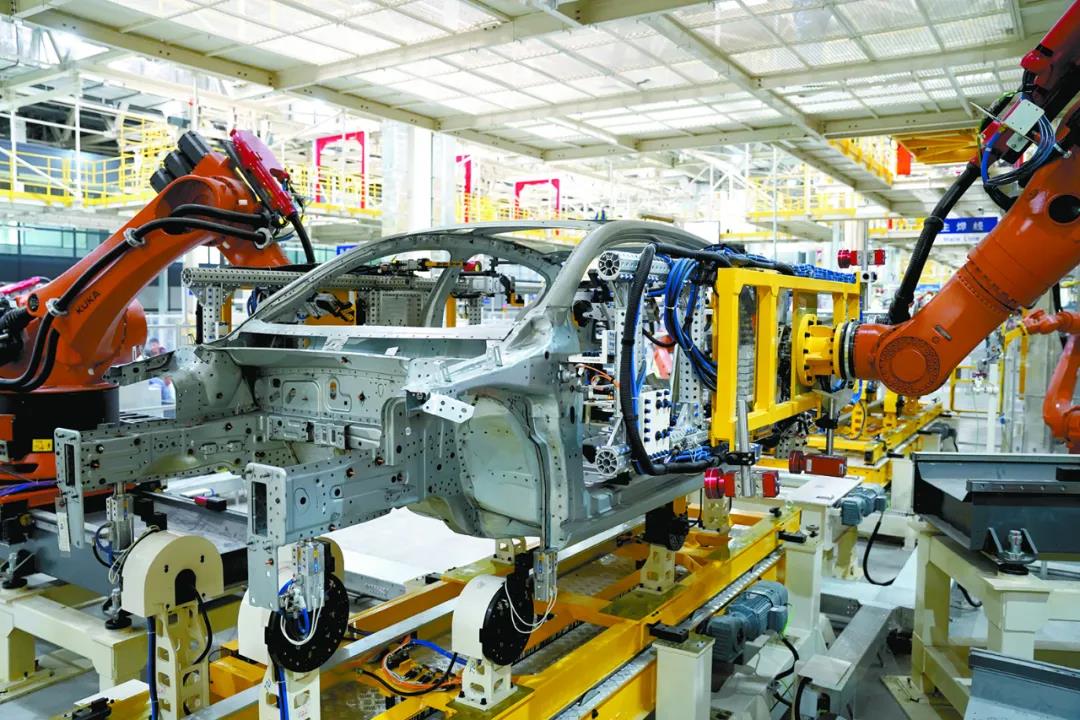 西咸新区2020年引进项目194个、总投资超1500亿元 产业蓬勃壮大 发展动能十足(图2) 西咸新区2020年引进项目194个、总投资超1500亿元 产业蓬勃壮大 发展动能十足(图2)